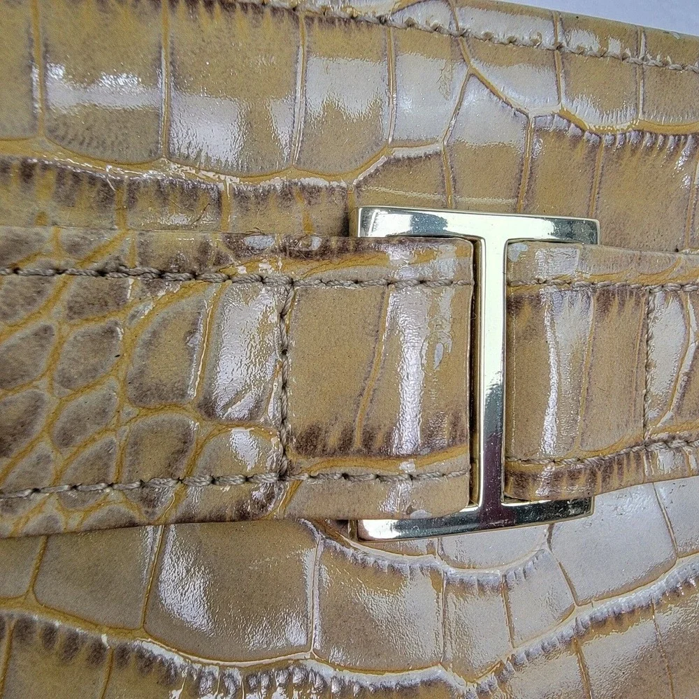 Abas Wallet Alligator Embossed Leather Clutch Clasp